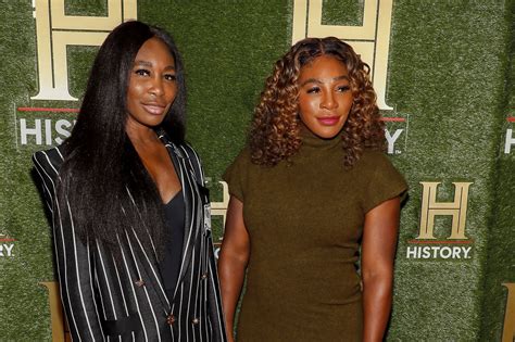 Serena Williams & sister Venus honor late sister Yetunde's memory with ...