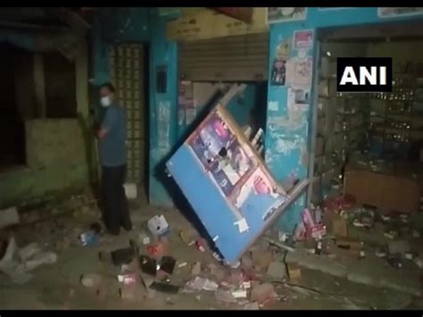 Two groups clash, pelt stones at each other in UP's Moradabad