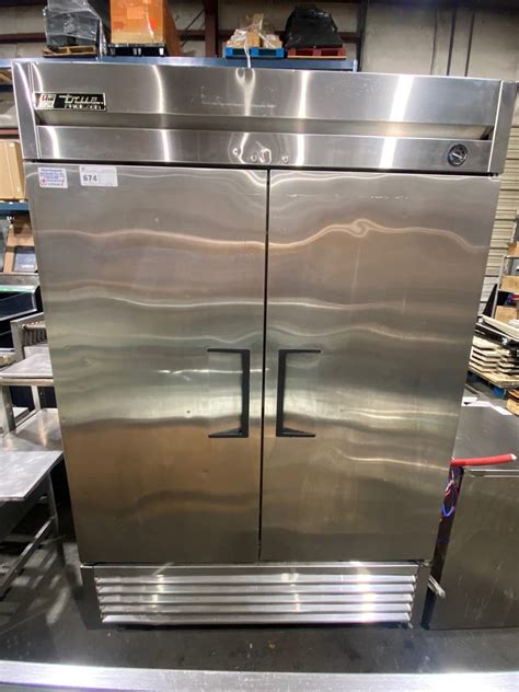 TRUE T-49F REACH-IN FREEZER STAINLESS STEEL COMMERCIAL 2 DOOR | Vision ...