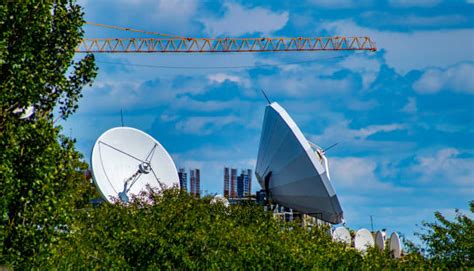 Image result for How Localizer Antenna Works