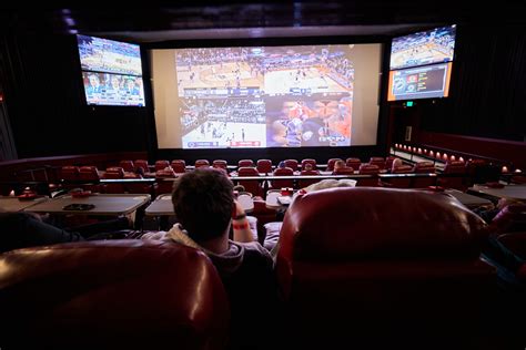 Marcus Theatres Introduces Sports Programming with "The Wall ...