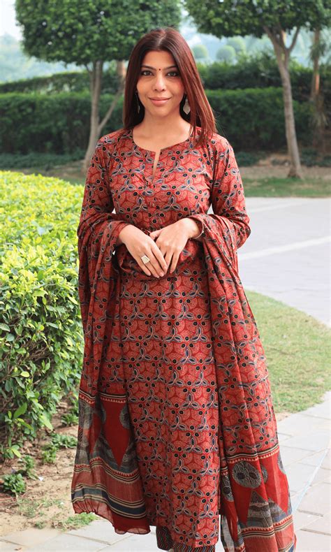 Cotton Red Kutch Ajrakh Print Suit with Cotton Printed Dupatta – Baareeki