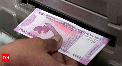 Fake 2000 Currency: Girl, who used fake 2,000 notes, gets bail | Kochi ...