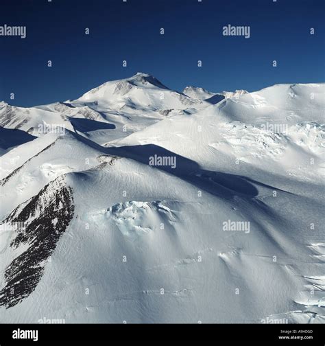 Transantarctic mountains hi-res stock photography and images - Alamy