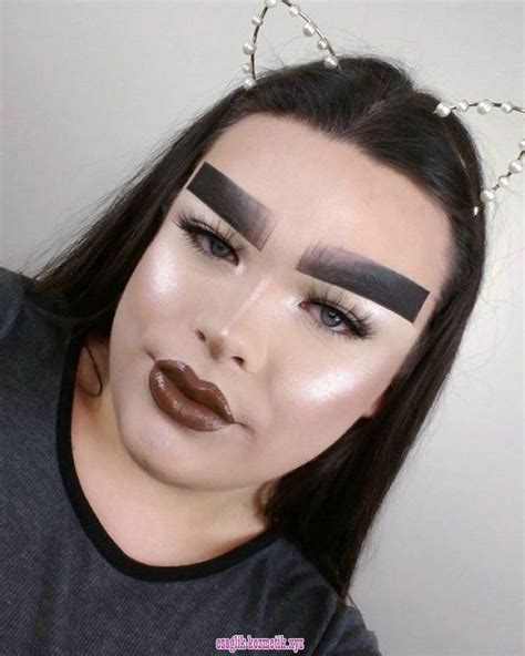 worst makeup looks