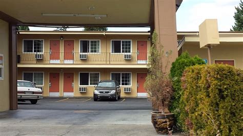 SUNSET INN (Grants Pass) - Inn Reviews, Photos, Rate Comparison ...