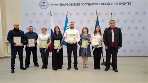 Громкие заслуженные аплодисменты Ученый совет НВГУ сегодня начался ...