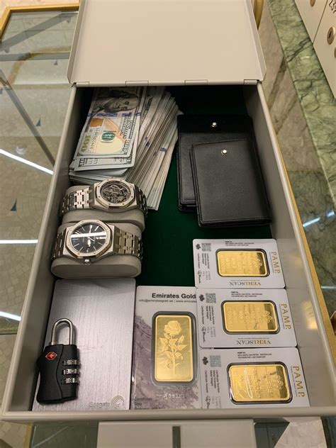 Safe Deposit Box Sizes & Rentals | Vintage Vaults