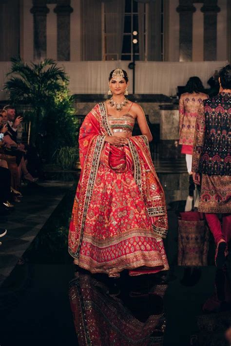 Mayyur Girotra's collection Zamani at South Asian New-York Fashion Week