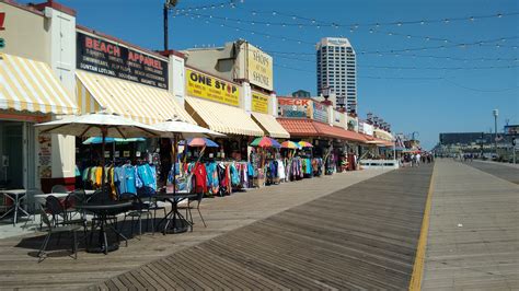 The Atlantic City Beach & Boardwalk - One Road at a Time