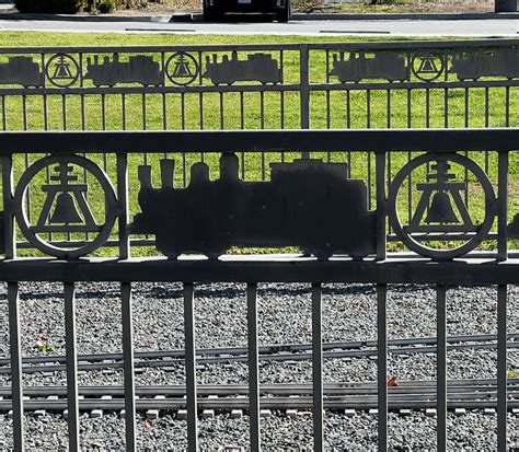 Murals and Art • Riverside California : Hunter Hobby Park Fence ...