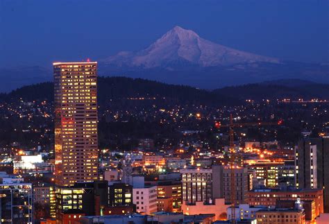 Portland / West Coast - Dueling Hobbits Productions