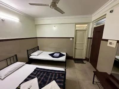 Hotels Near Chandra Layout Park, Bengaluru Urban - Book with Free ...
