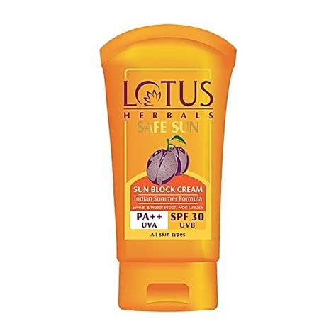 Buy Lotus Herbals Safe Sun Sun Block Cream Pa Spf 30 100 Gm Tube Online ...