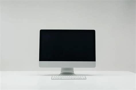 High-Tech Desktop 的图像结果