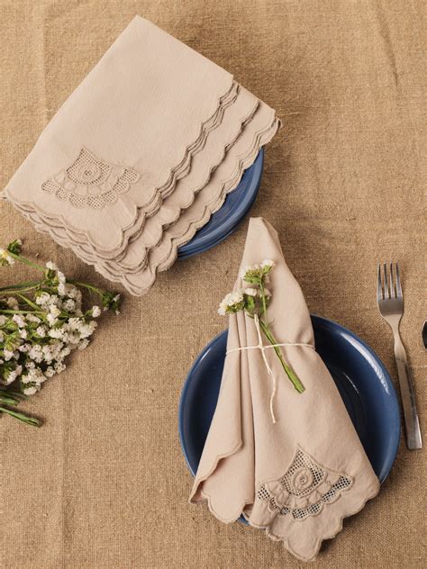 Old Charm Cotton Hand-Cut Work Napkin Set - Beige