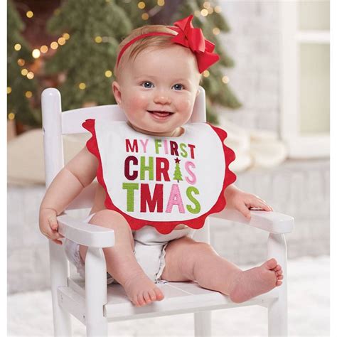 20 Adorable Baby's First Christmas Outfits