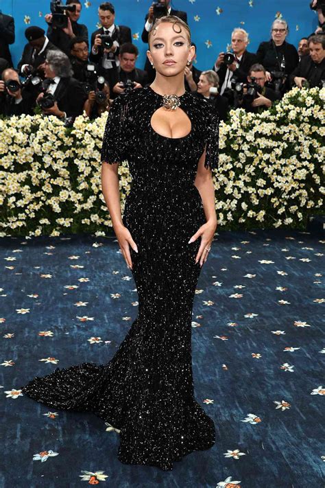 Sydney Sweeney's Met Gala 2025 Gown Nods to Kim Novak's Doomed 1950s Relationship with Sammy ...