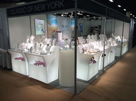 Classic of New York Office Photos