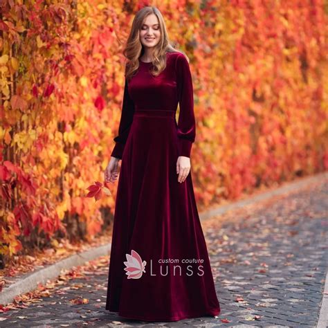Elegant Burgundy Velvet Long Sleeve Maxi Evening Dress - Lunss
