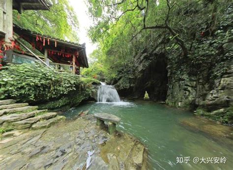 2020年桂林漓江东线必游景点--漓江古东森林瀑布
