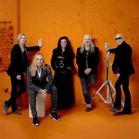 SILLY "elektroAKUSTIK-Tour 2024" - Rostock, StadtHalle Rostock, 20 ...