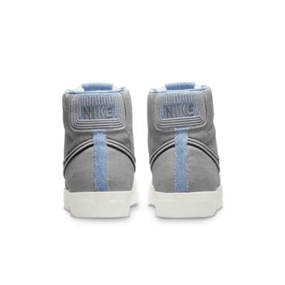 Nike Blazer Mid '77 Vintage Men's Shoes. Nike IN