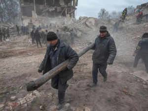 Russian air strike kills 21 civilians in Ukraine's Sumy city, say local ...