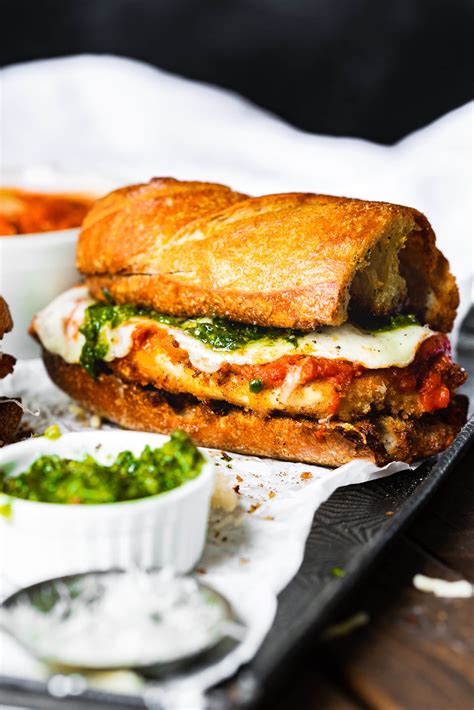 Olive Garden Chicken Parmesan Sandwich