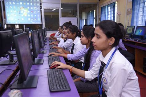 Computer Science and Technology College in Kolkata - KEI