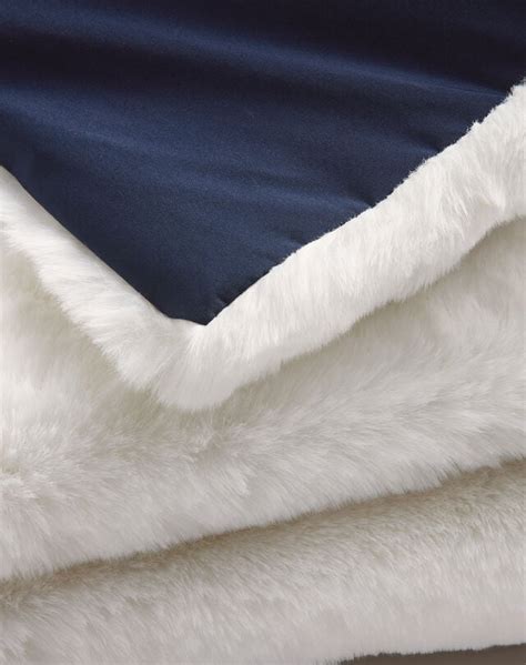 Shop Marriott Blankets, Comforters, Duvets, & Throws | Marriott Bonvoy ...