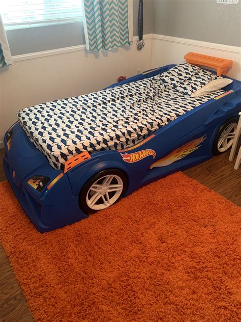 Step 2 Hot Wheels toddler to twin race car (twin) bed for Sale in ...