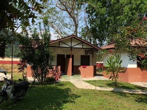 VIKRI BEACH RESORT PANGKOR (Pulau Pangkor) - Hotel Reviews, Photos ...