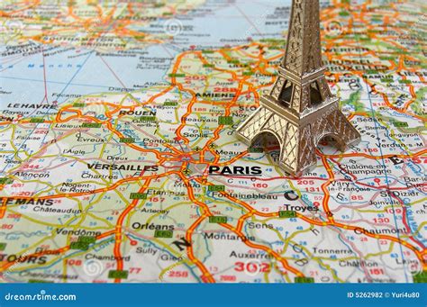 Where Is Located Eiffel Tower