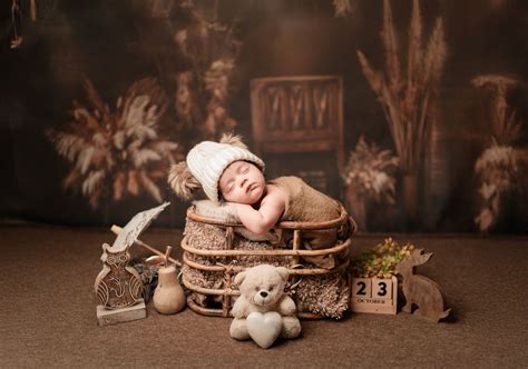 "Impresio Studio - Premier Maternity, Newborn, Pre-Birthday, Birthday ...