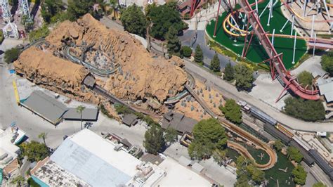 Knotts Berry Farm Timber Mountain Log Ride POV Timber Mountain Log