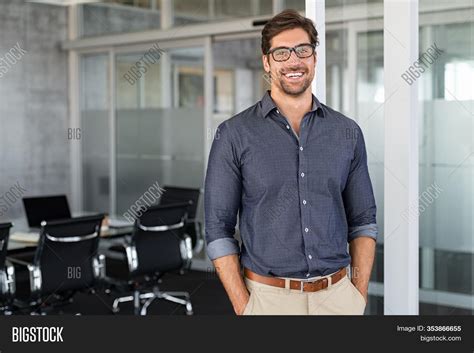 Picture of a Young Business Person 的图像结果