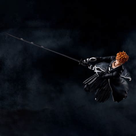 Bleach: Ichigo Kurosaki (Bankai Tensazagetsu) by S.H.Figuarts