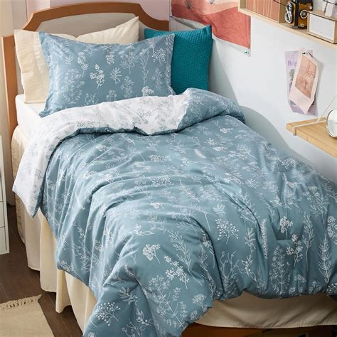 Amazon.com: Bedsure Twin/Twin XL Comforter Set - Mineral Blue Bed Set ...