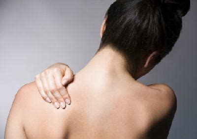 肩膀酸痛是怎么回事？什么导致了肩膀酸痛？ | 安得养生网