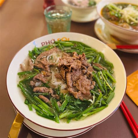 Phở Sài Gòn: 17 quán ngon nổi tiếng, đã ăn là ghiền