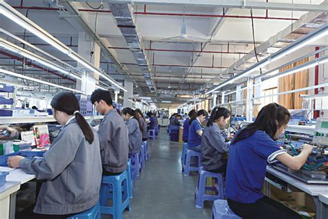 电子流水线生产车间，精密机械洁净厂房精密电子 / 精密激光-上海有盛净化科技有限公司