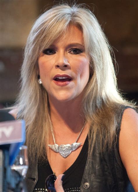 FamousNamesPedia - All About Samantha Barks