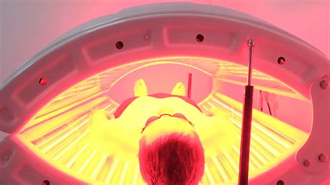 Using an Infrared Light for Healing 的图像结果