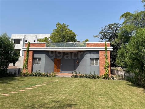 Villa-Bungalows for Rent in Surdhara Residency Ghuma, Ahmedabad ...
