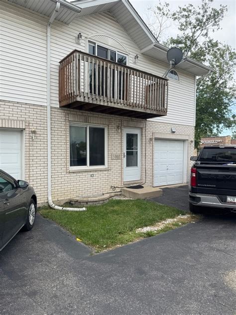 5002 W 79th St, Burbank, IL 60459 | Homes.com