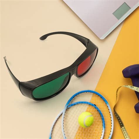 UV Protected Classic Sunglasses for Men & Women | DeoDap