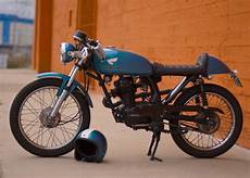 Honda Cb125s Cafe Racer by Honda Cb125s Quot Big Blue Quot Cafe Racer Return Of The Cafe Racers Honda Cb125s Cafe Racer