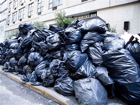 Commercial Waste Material 的图像结果