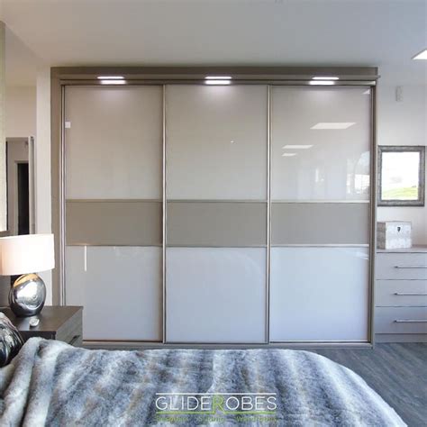 Custom 3 Door Floor to Ceiling Sliding Door Wardrobe